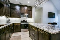 2 BR/2 BA • Inn @ The Harte
