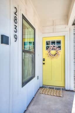2 BR/2 BA • Inn @ The Harte