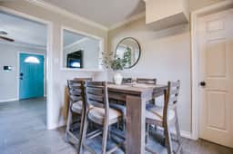 3 BR/1 BA - Centrally Located