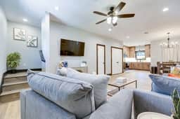 The Cactus at Landmarks W/ 3 Bed & 2.5BA