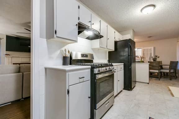 4 BR/3 BA - Turf Backyard - New!