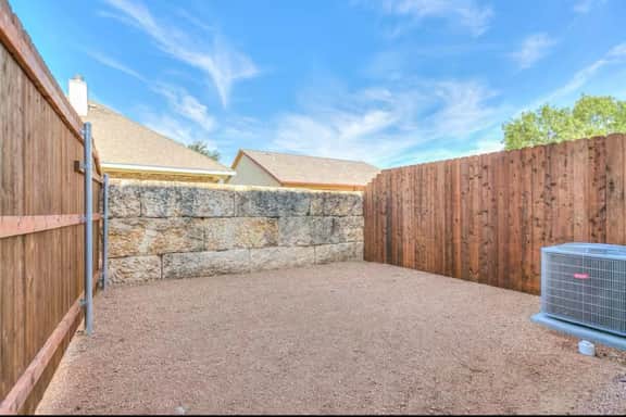 Concho Haven•2BR/2.5BA