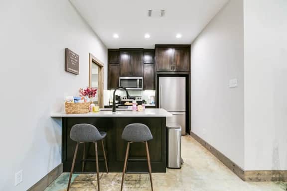 Cozy & Convenient w/ 2 BR & 2 BA