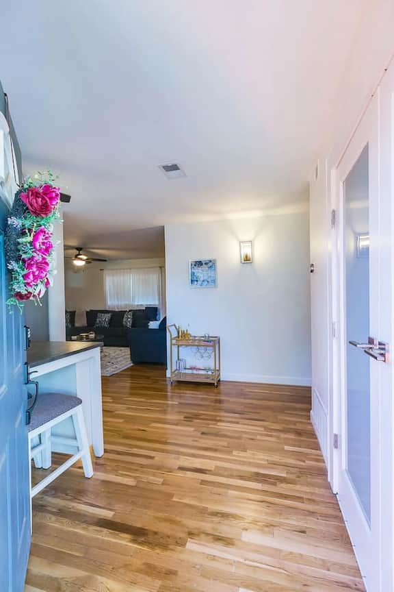 Cozy, Spacious & Modern w/ 3 BR!