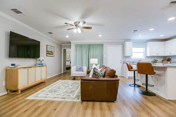 Forest Park Darling Dwelling