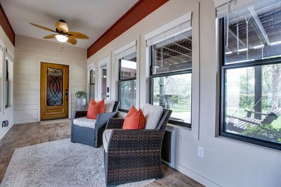 Little Lodge Village • Sleeps 15 • 7 BED/3.5 BATH