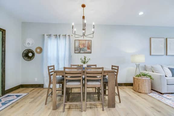 Nasworthy@Landmarks/2 BR&2.5 BA