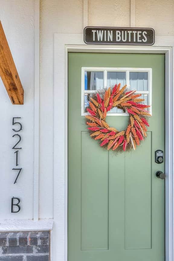 Rustic Retreat! 2 BR/2.5 BA
