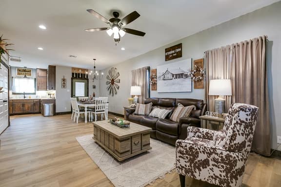 Bismarck Farm! 2 BR/2.5 BA