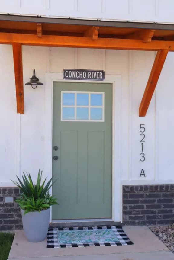 Concho Haven•2BR/2.5BA