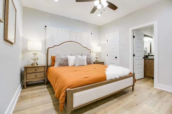 Golden Getaway • 3 BR • 2.5 BA • Happy Homes